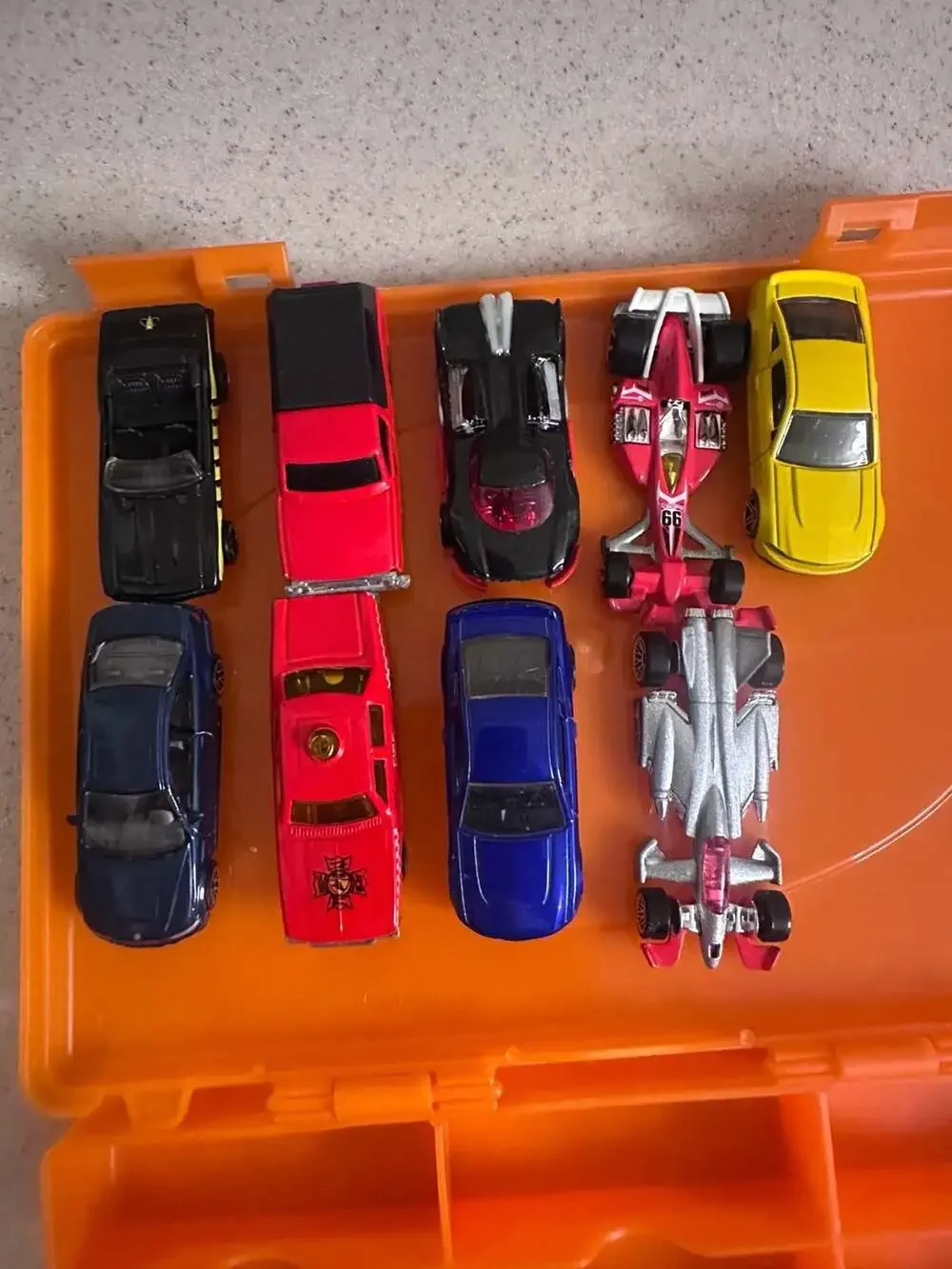 Lot of 9 Mixed Hot Wheels Diecast Toy Cars